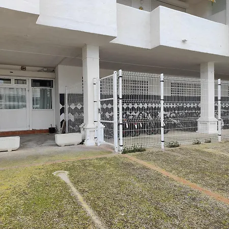Tranquilo Con Piscina Y Terraza En - Es-258-96 * Rosas